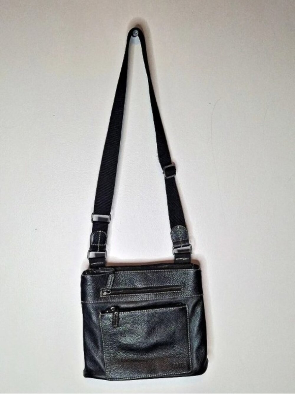 Roots Black Leather Front Multi-Zip Crossbody Bag Utility Travel Purse
